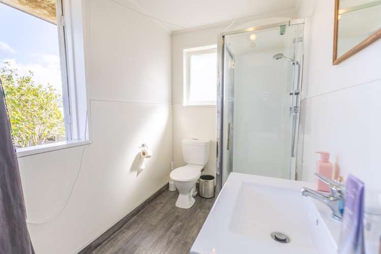 24 Eason Street Victoria_18