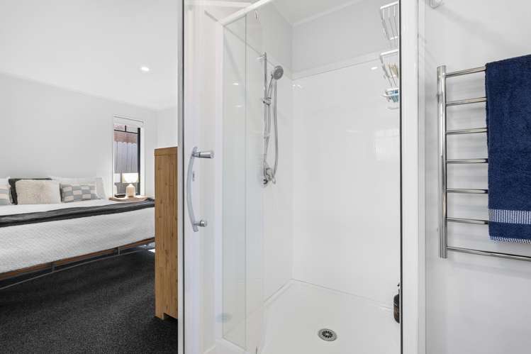 108 Lakeside Drive Orewa_17