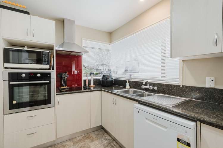 32 Ranui Street Dinsdale_6