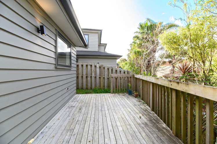 9a Kaweka Street New Lynn_17