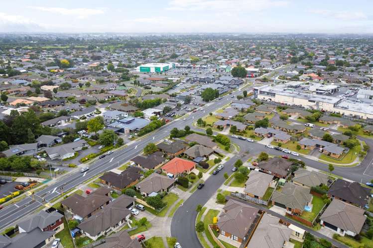 8 Parkside Drive Huntington_26