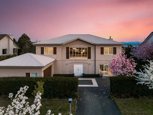 18 Chateau Crescent Rangatira Park_1