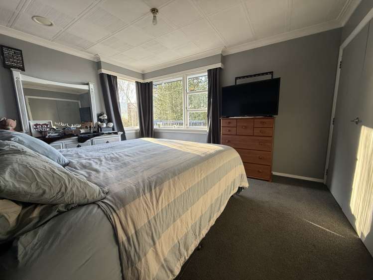 48 Lewin Street Balclutha_9