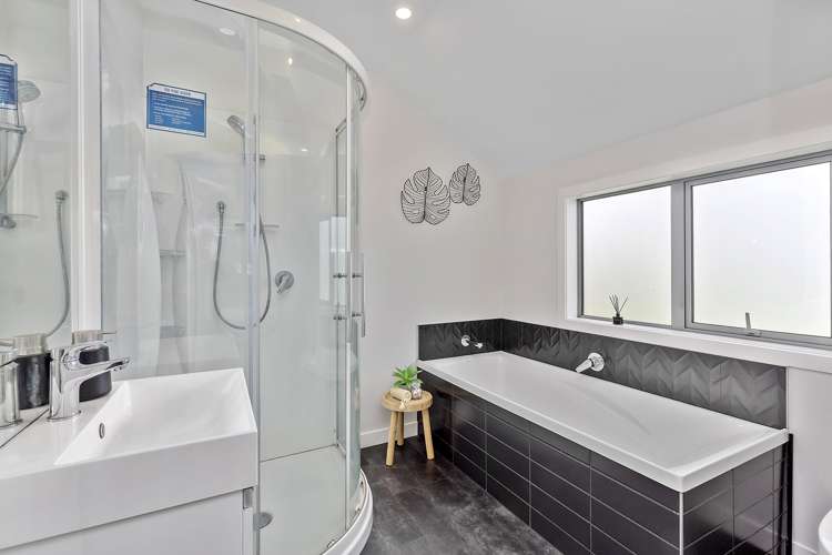 23e Hinau Street Tawa_15