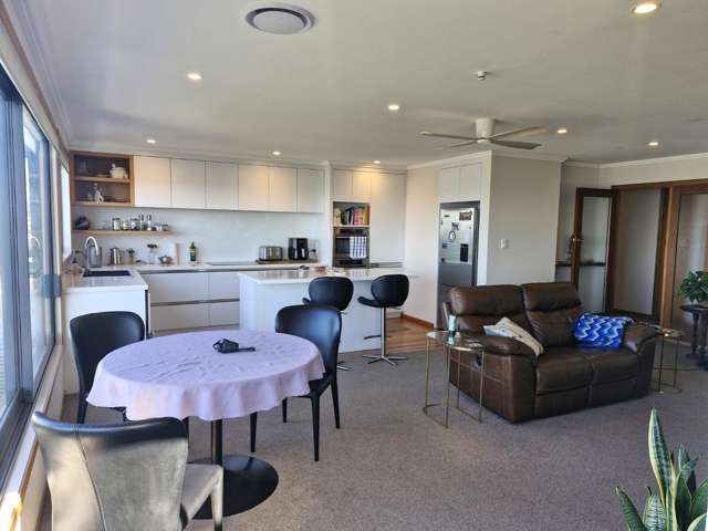 2/24 Scott Street Moturoa_3