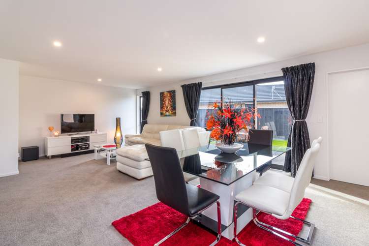 73 Sunline Avenue Lincoln_6