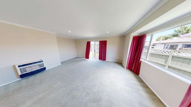 8 Holly Court Palmerston North Central_3