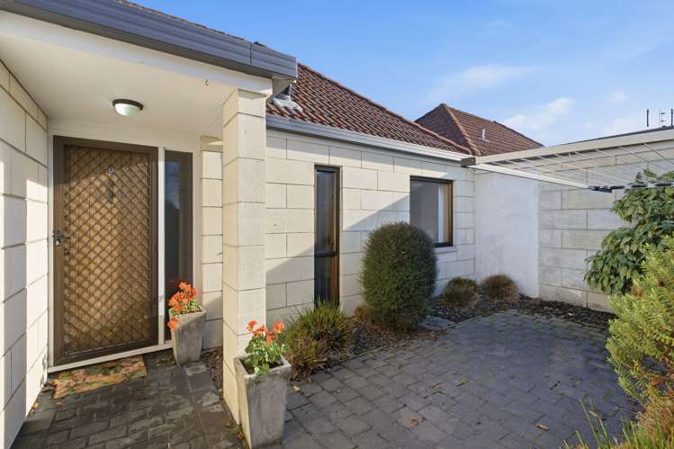 8/4 Broadbent Street Riccarton_12