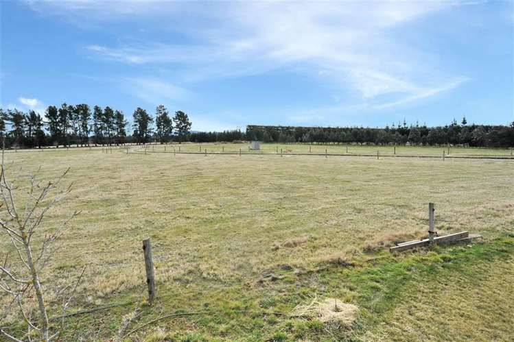 2195 South Eyre Road West Eyreton_31