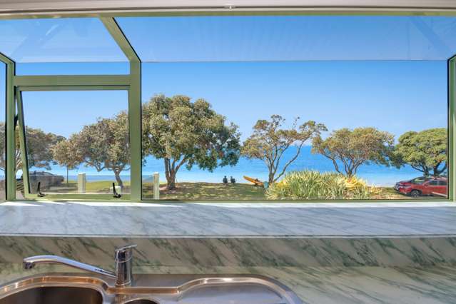 Stunning Beachside Home - Don't Miss Out!