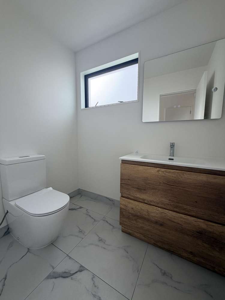 74 Tiri Tiri Road Birkdale_6