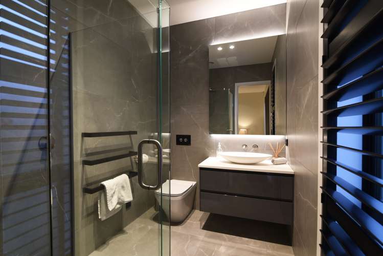 38 Falconer Rise Jacks Point_15