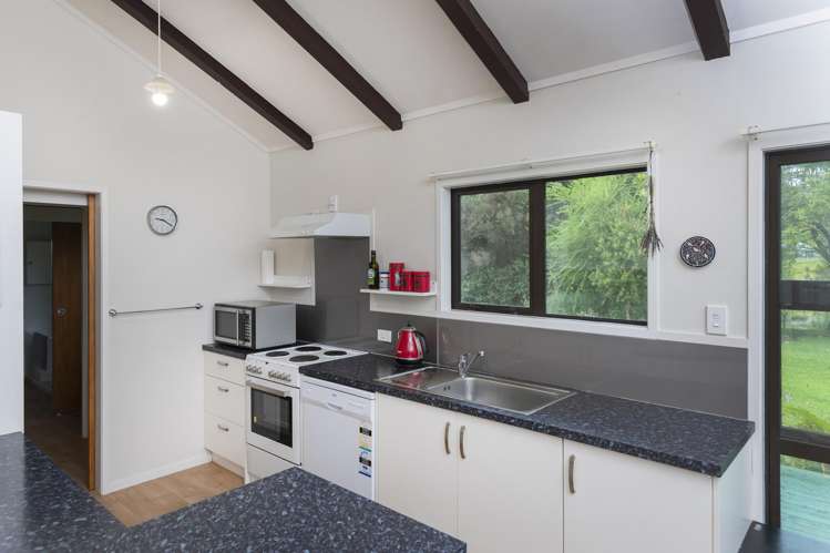 6 Elsdon Best Street Riverdale_2