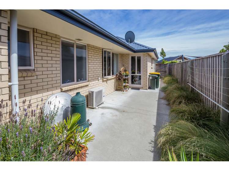 276 Southfield Drive Lincoln_16