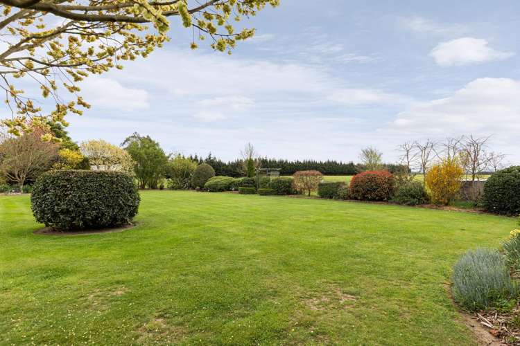 1490 North Eyre Road West Eyreton_32