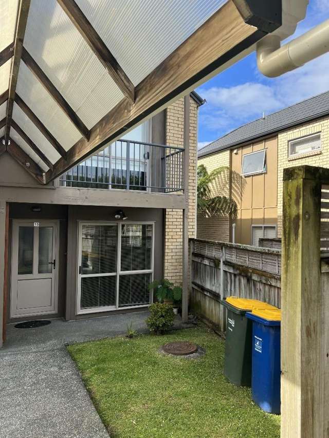 2-Bedroom Unit that Offers Modern Living in a Prime Glen Eden Location!