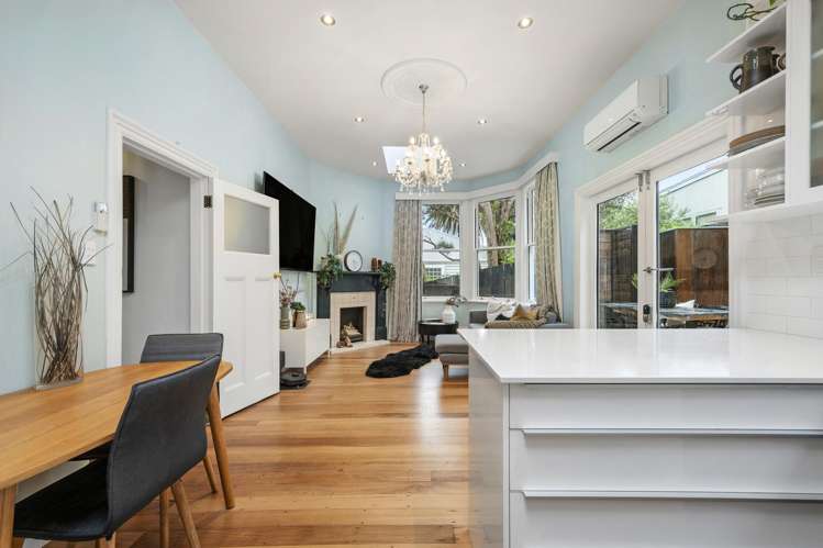 7 Manley Terrace Newtown_3