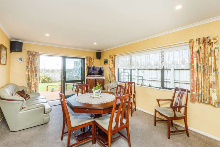 125 Pacific Drive Fitzherbert_7