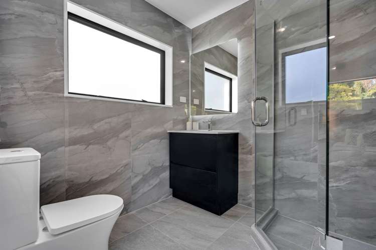 8a South Lynn Road Titirangi_18