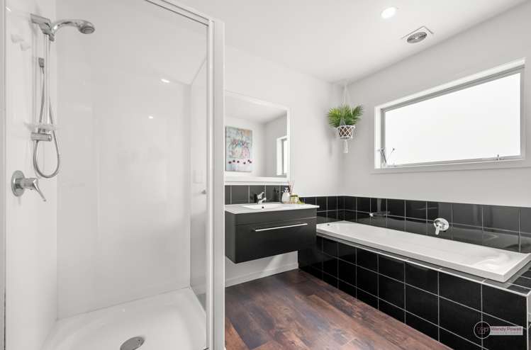 4a Sunstone Crescent Brown Owl_15