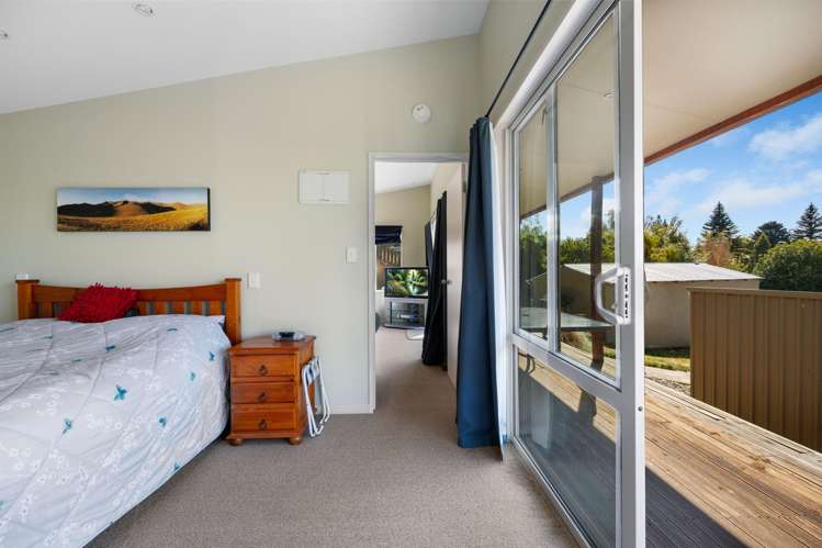 24 Sutherland Road Omarama_16