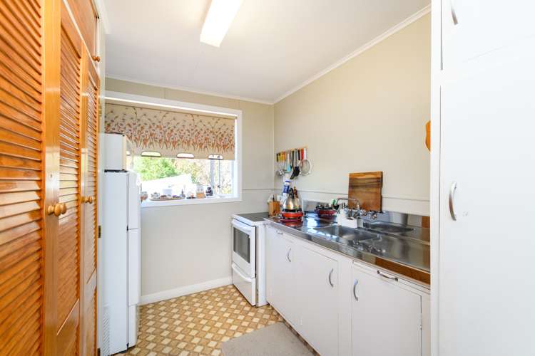 11 London Terrace Awapuni_2