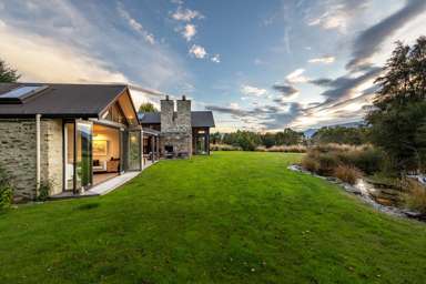 837F Lake Hawea-Albert Town Road_4