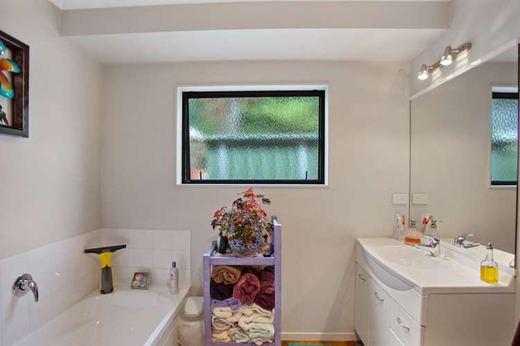 15 Kensington Road Waihi_12