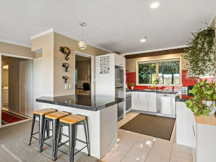 112 Whangaparaoa Road Red Beach_7