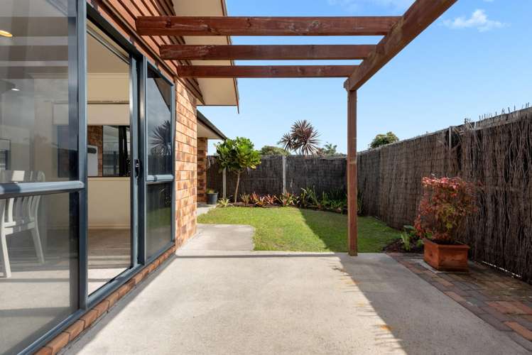 35 Madeleine Terrace Papamoa_16