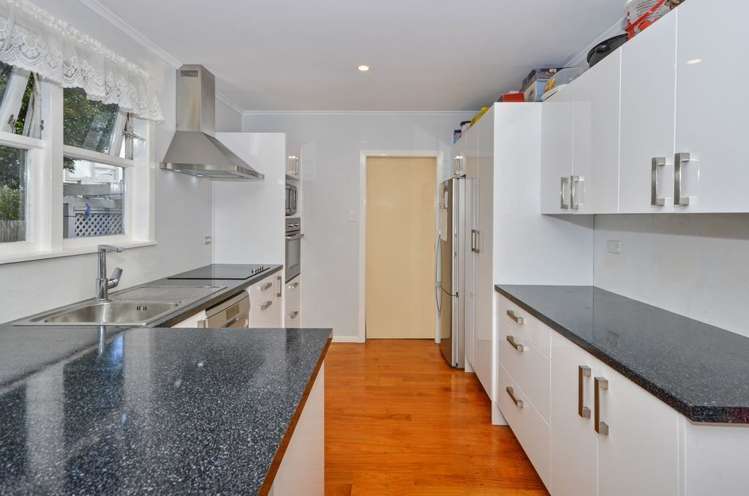 47 Paragon Avenue Beach Haven_1