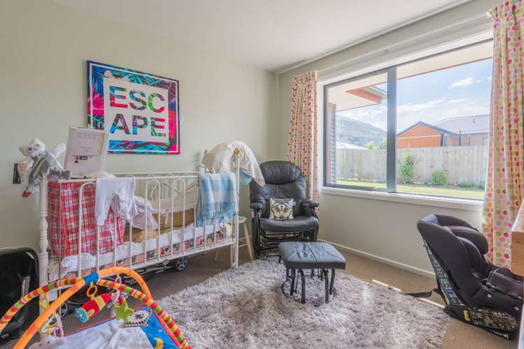 14 Paradise Place Lake Hawea_13