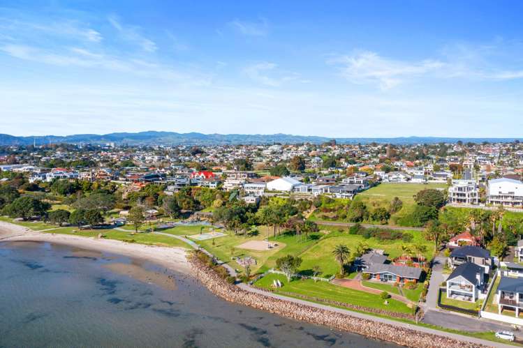 8 Aylesbury Terrace Otumoetai_31