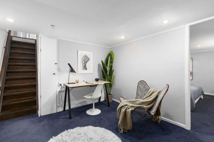 9 Camrose Grove Kingston_11