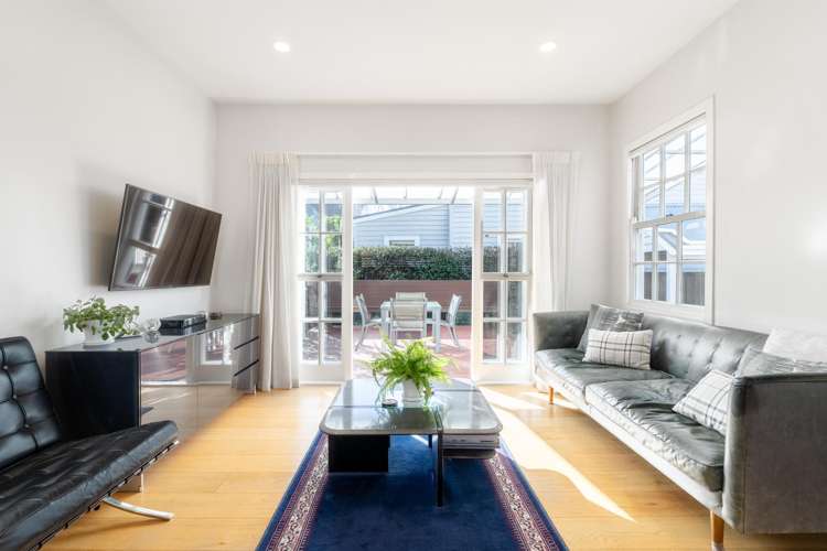 14 Beach Road Northcote Point_5