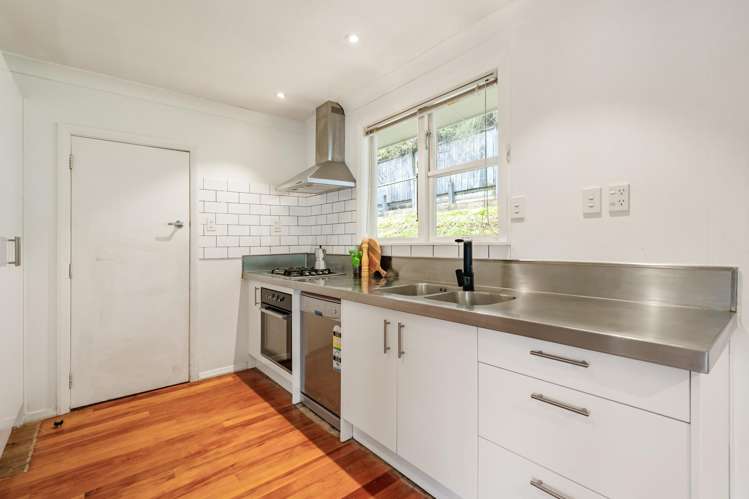 26 Holborn Drive Stokes Valley_4