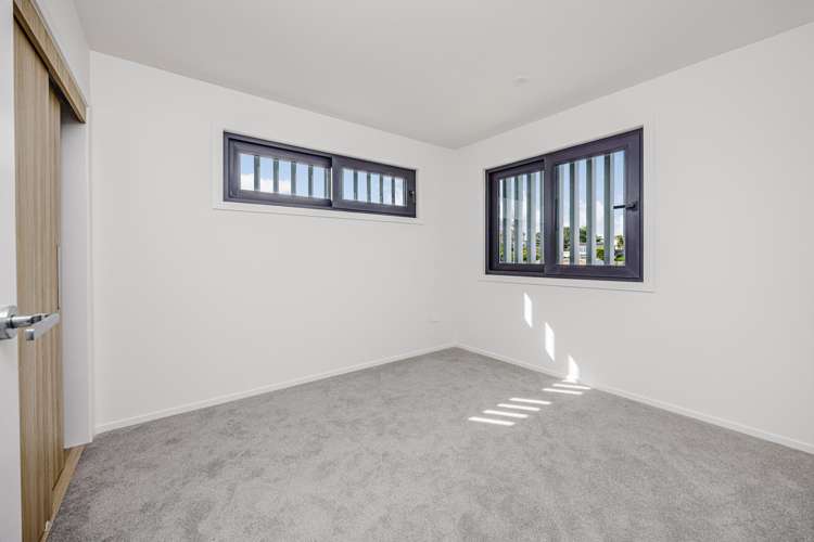 15 Kaaramuramu Lane Mangere Bridge_20