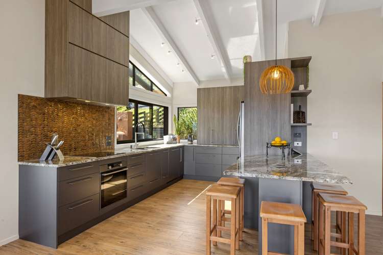 57 Hills Road Raglan_5