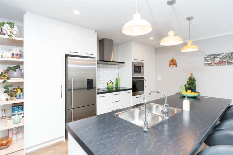 26 Kawariki Drive Baverstock_6