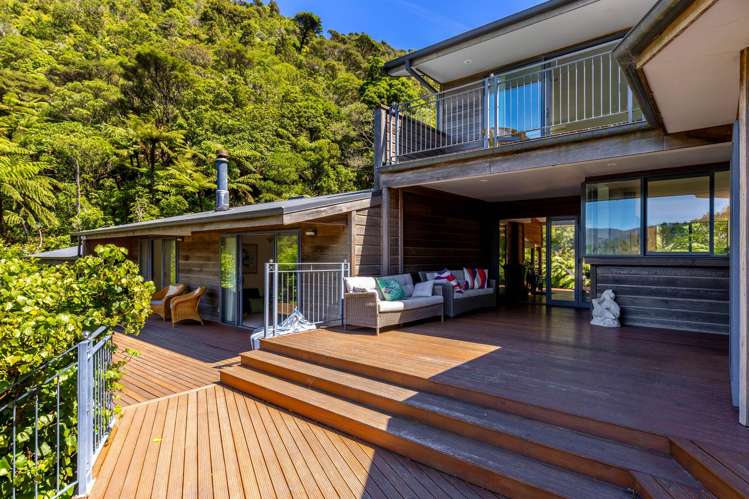 - Ruakaka Bay Marlborough Sounds_7