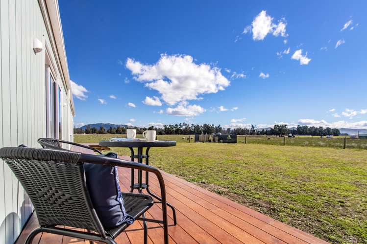 86 Racecourse Road Amberley_6