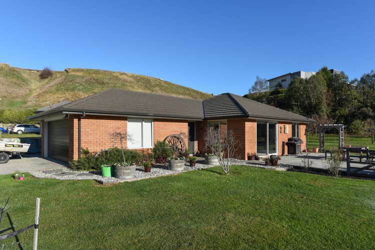 38 Quill Street Dalefield/Wakatipu Basin_16