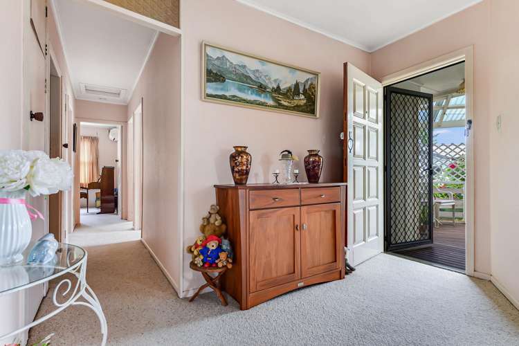 211 Bankwood Road Chartwell_34