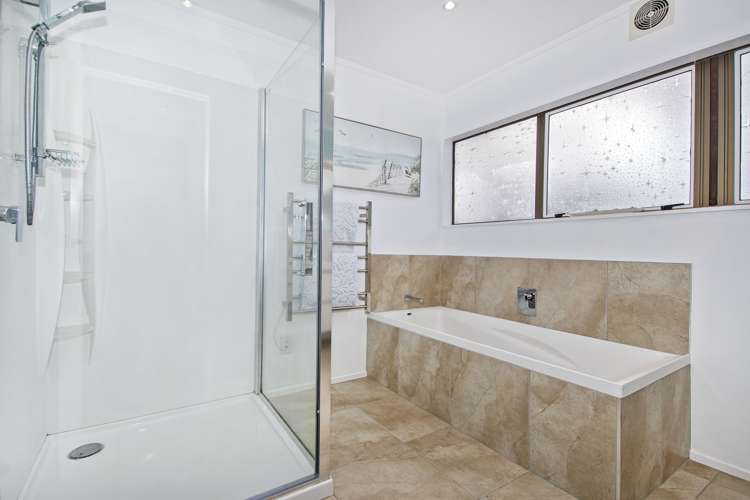 34 Tawhai Place Parahaki_17