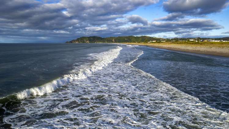 18 Pacific Parade Coastlands_11