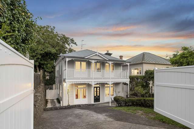 Stylish Character in Mt Eden