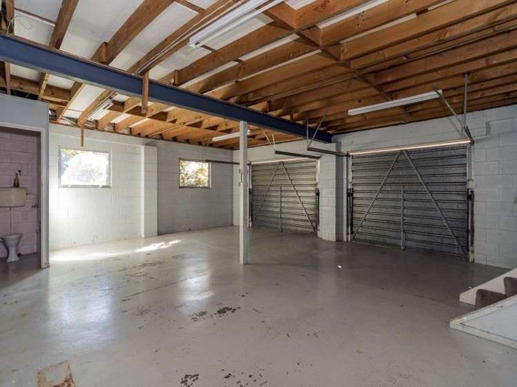 44 Churchill Avenue Richmond_15