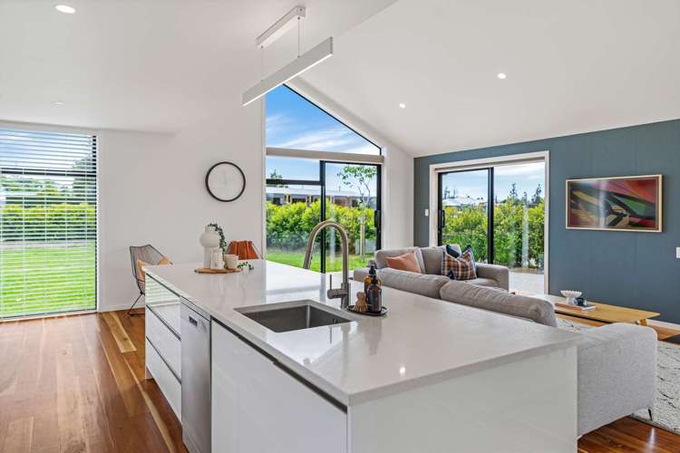 98 Liverpool Street Riversdale_16