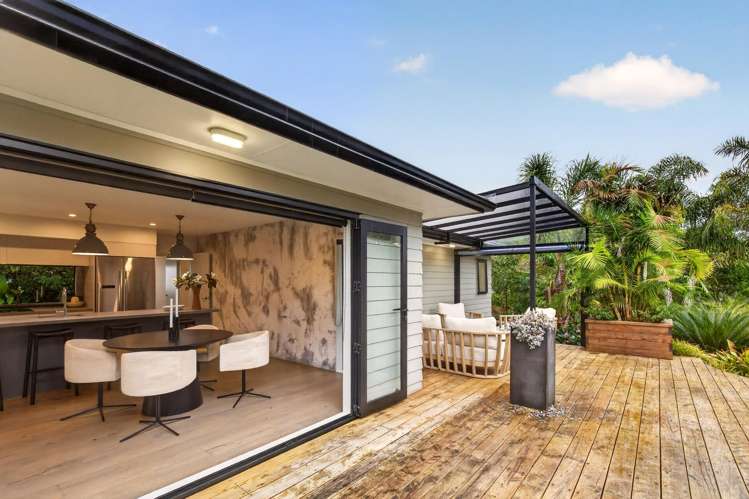 20B Cambridge Road Riverhead_27