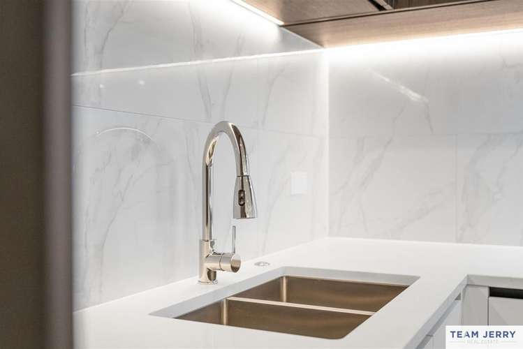 51 Whare Kauri Road Takanini_20